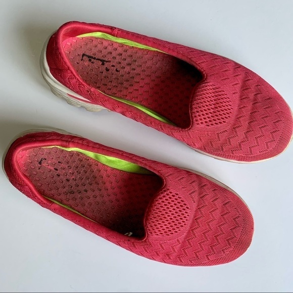 Sketchers GoGa Mat Pink Slip On Sneakers - Picture 7 of 7